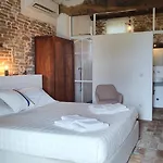 Feriehus Borgo Calbianco - Private House With Pool & Airco Cerreto Castello