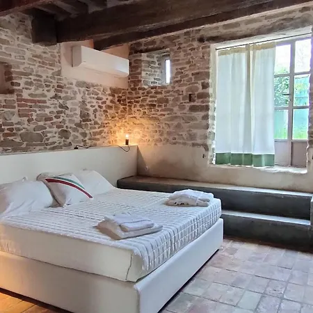 別荘 Borgo Calbianco - Private House With Pool & Airco