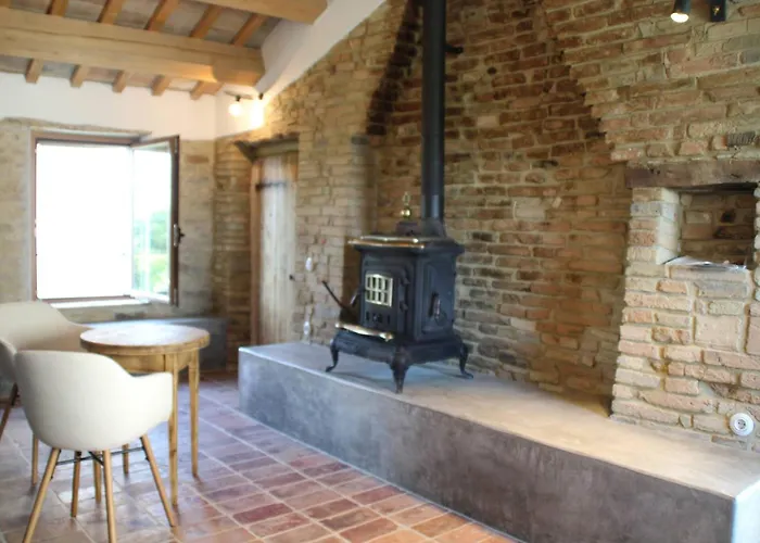 Borgo Calbianco - Private House With Pool & Airco Cerreto Castello